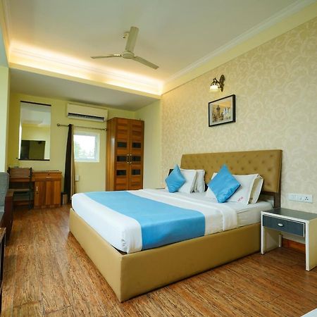 Oyo 1684 Hotel Malabar Inn Кожикоде Экстерьер фото