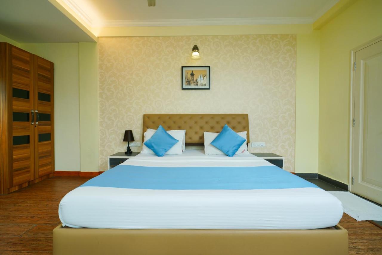 Oyo 1684 Hotel Malabar Inn Кожикоде Экстерьер фото