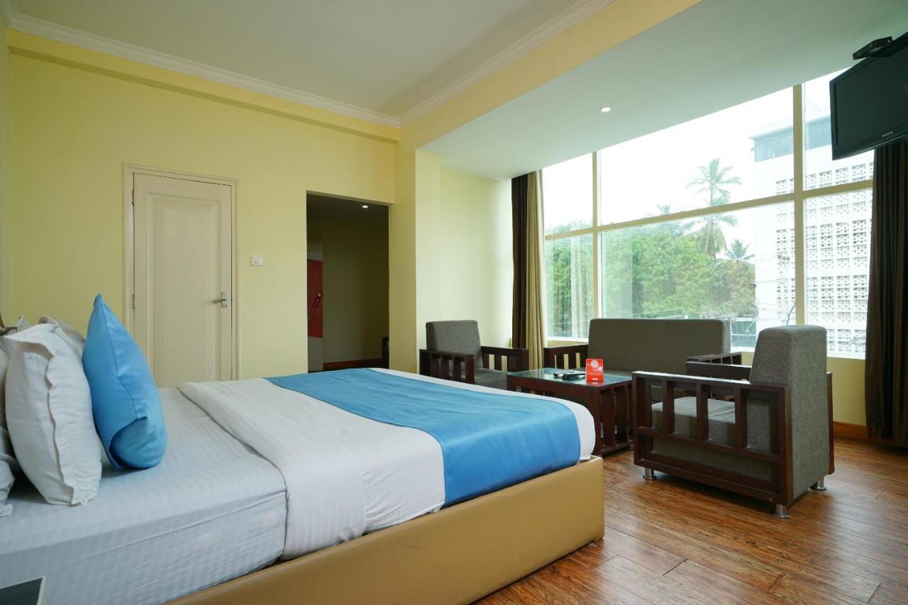 Oyo 1684 Hotel Malabar Inn Кожикоде Экстерьер фото